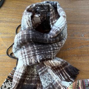 Steve Madden Brown and White Plaid Winter Scarf